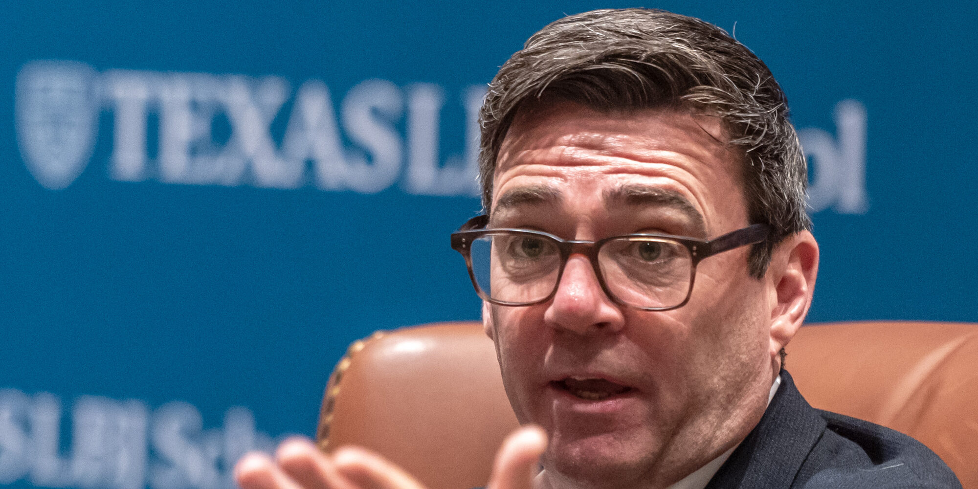 UK PM Burnham Caught Messaging Impostor Posing as Trump’s Chief of Staff. Andy Burnham e1779141043121