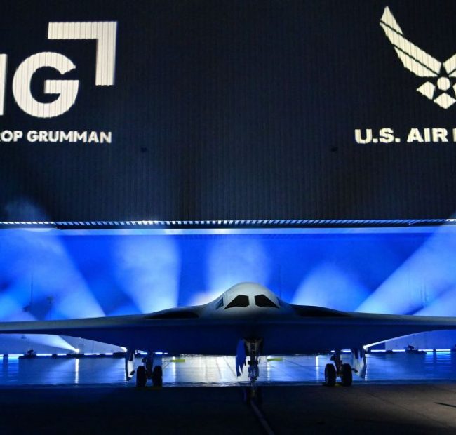 Bystander Appears to Capture New B-21 Raider Stealth Bomber Flying Low Over Wichita
