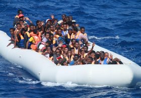 UK PM Burnham, Spanish PM Sanchez Going on Vacation Amid Twin Migrant Crises.