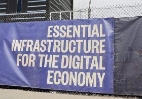Democrats Benefit When Republicans Ban Data Centers