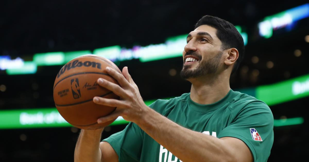 Former NBA star Freedom booted from WNBA game after shouting match with female player EnesKanter 1