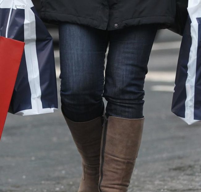 US retail sales drop unexpectedly as Americans curb spending following summer splurges