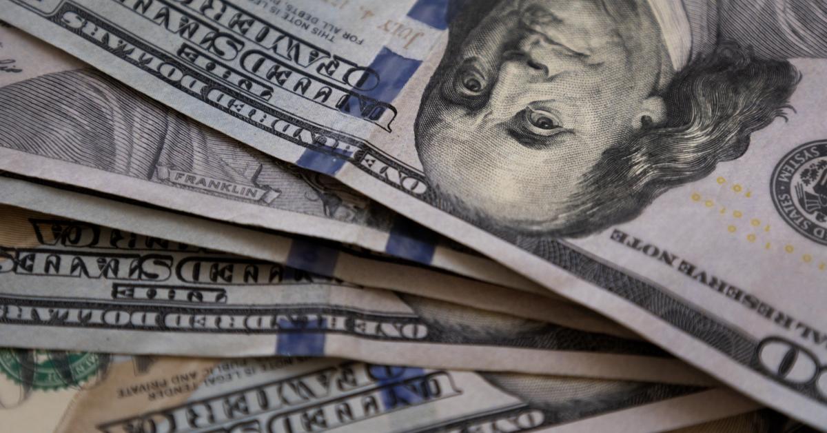 Poll: Majority says student loans are too risky GettyImages 1313950081 1