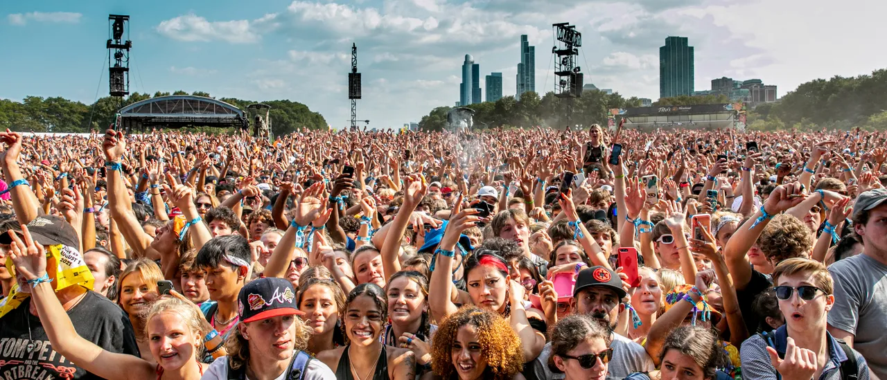 Bag Of Urine Sparks Chaos At Lollapalooza GettyImages 13317270051 1