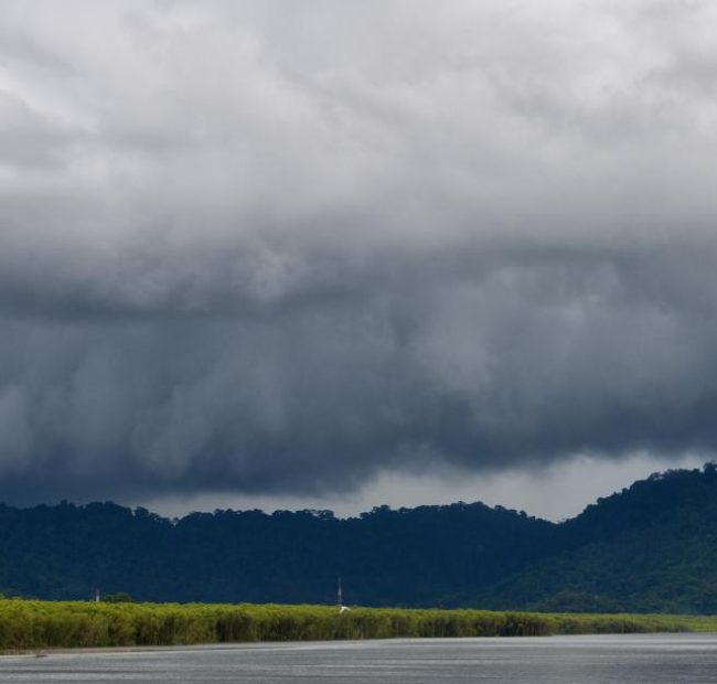 Tropical Storm Moke brings new flood threat to Hawaii as residents recover from Hurricane Lala