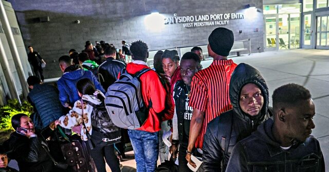 CNN: Haitians Self-Deporting to Canada After Trump Ends 'Temporary' Amnesty GettyImages 2152072008 640x335 1