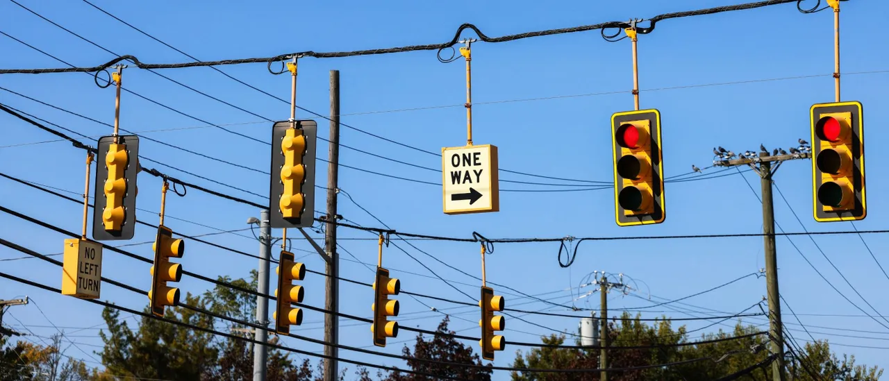 Montgomery County Bringing Everyone’s Favorite Red-Light Cameras To Green Lights Too GettyImages 2178429057 2