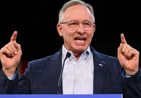 AZ Democrat governor formally selects former Republican mayor as running mate in reelection campaign
