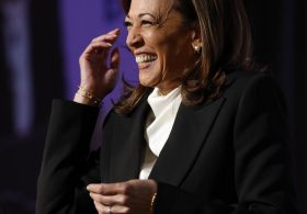 Poll: Nearly 30% of Democrats would choose Harris for 2028