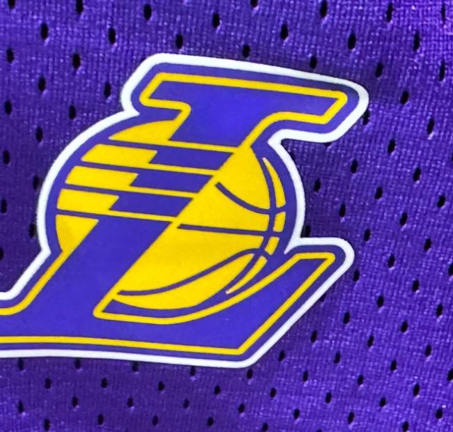 Los Angeles Lakers to be sold to Josh Kushner and Bob Iger in $12.5 billion deal