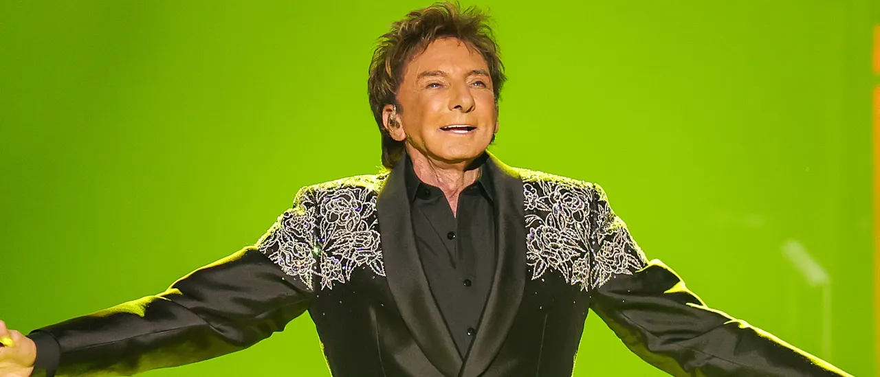 Barry Manilow Sparks Concern After Abrupt Concert Cancellation Amid Health Battle GettyImages 22248560131