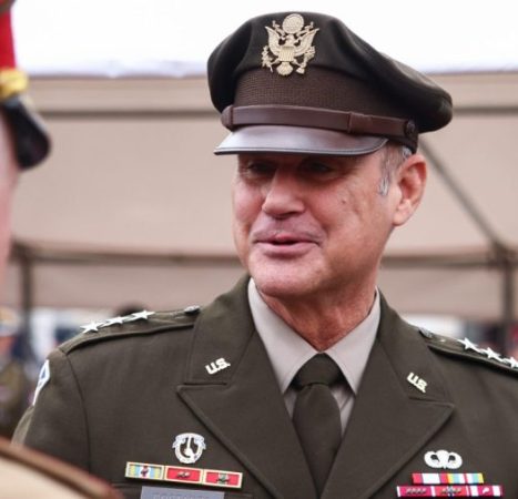 Army removes a top US general in Europe from command