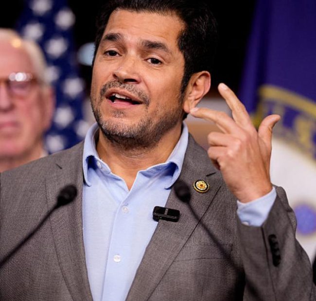 House Ethics Panel announces probe into Dem Rep. Jimmy Gomez