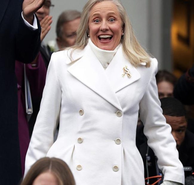 Spanberger gets called out on X for false claim about Trump executive order