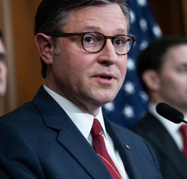 With prediction markets favoring Democrats in midterms, Speaker Johnson blames foreign bettors