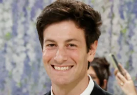 REPORT: Kushner, Former Disney CEO To Purchase Los Angeles Lakers