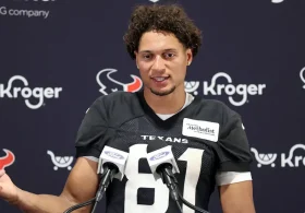 Texans’ Receiving Corps Takes Huge Hit With Jayden Higgins Out For Season After Torn ACL: REPORT