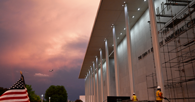 Trump Administration Warns Kennedy Center May Need Demolition Without Renovations GettyImages 2280598328 640x335 1