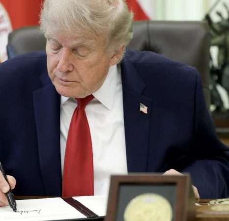 Trump touts efforts to rein in Endangered Species Act