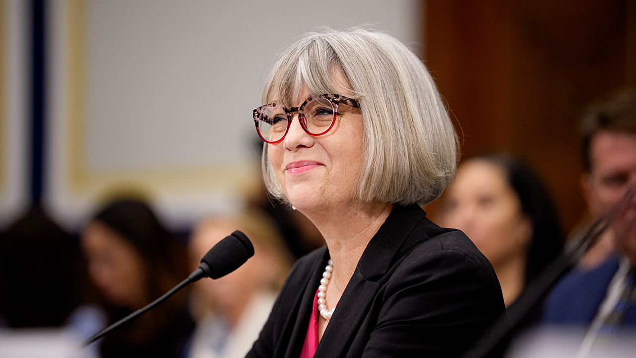 What Should the Smithsonian Do? GettyImages 2286441227 1
