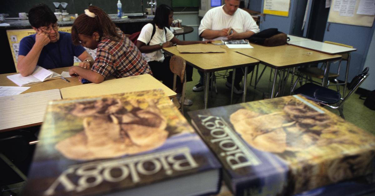 Trade analyst: Tariffs cost Americans $200 billion a year, add $147 to school supplies GettyImages 534942694