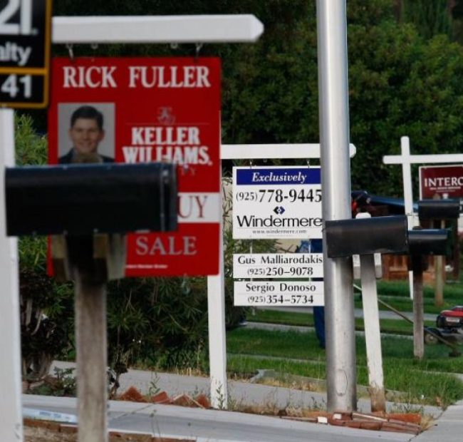 Mortgage rates fall to the lowest level in 4 weeks, but still higher than before Iran war