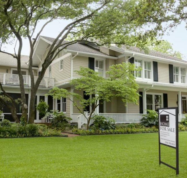 Home sellers are drawing from a dwindlingly pool of buyers, new data shows