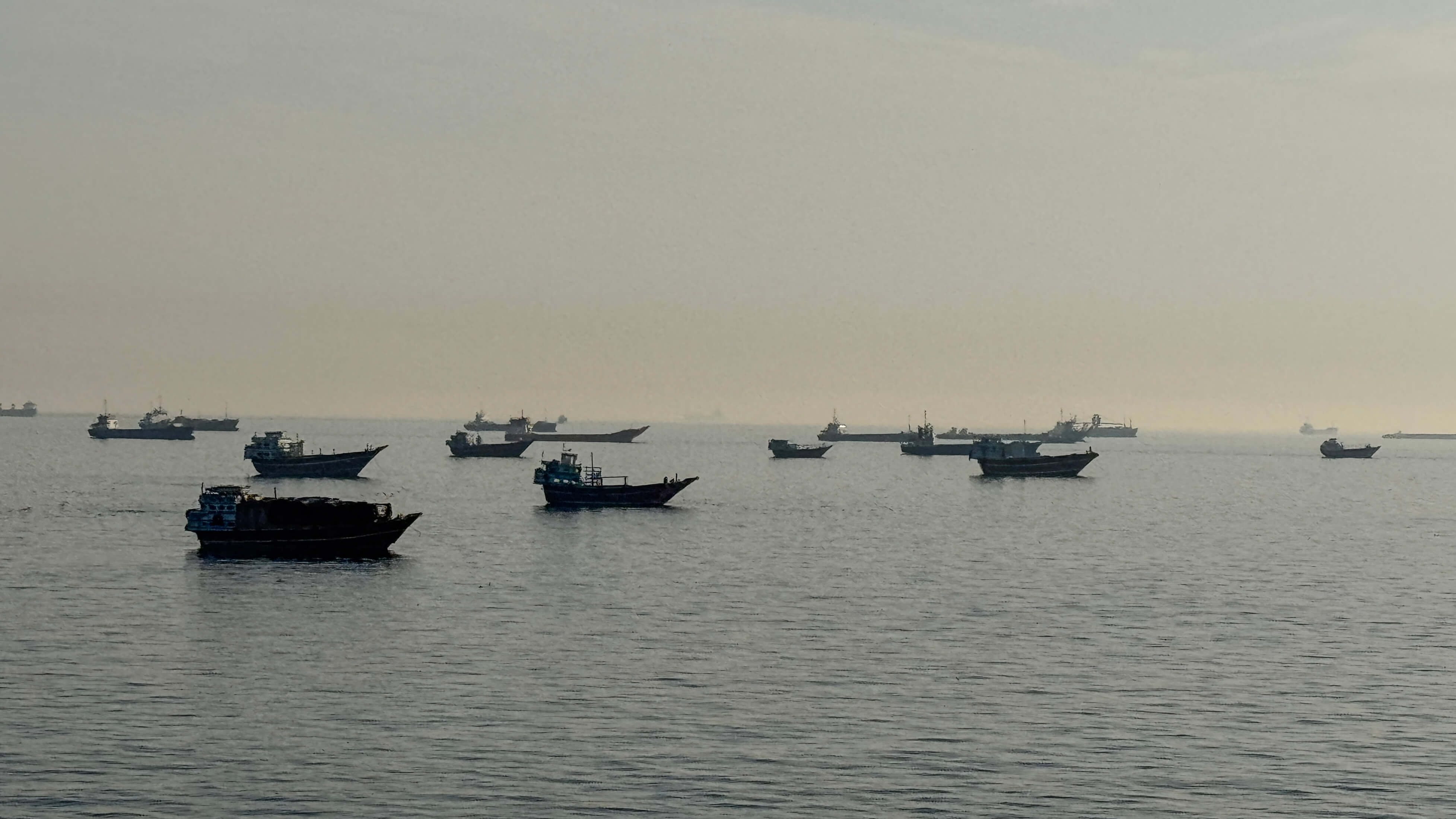 U.S. Strikes Iranian Military Targets to Stop New Mines in Strait of Hormuz Hormuz 8