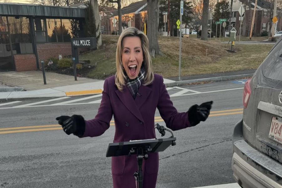 Beloved News Anchor Abruptly Quits After 12 Years On Air Kimberly Bookman