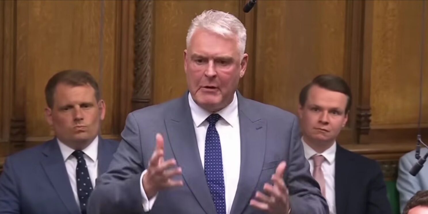 Chairman of Farage’s Reform Party Stopped From Reporting on Migrant Crisis by Armed Police. Lee Anderson e1785871184897