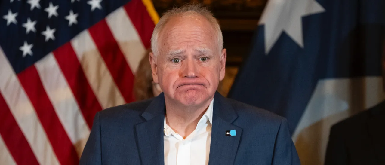 Embarrassing Scenes As Tim Walz Ruins Golf With Signature Dorkiness ScreenShot2026 08 11at105933AM