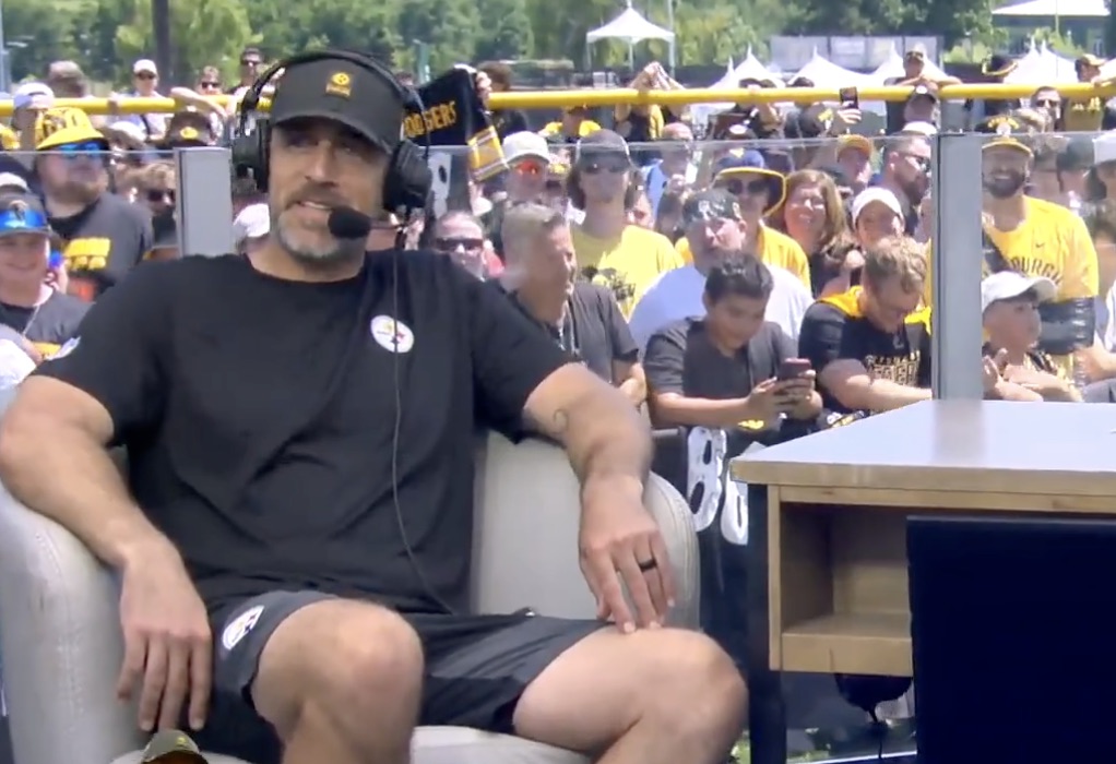 Aaron Rodgers Torches Dr. Fauci For Two Minutes Straight On ESPN Screenshot 2026 08 03 at 34455 PM