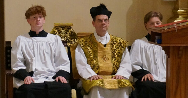DOJ Report Exposes Biden FBI’s ‘Weaponized Bureaucracy’ Targeting Traditional Catholics Traditional Catholic Ceremony 640x335 1