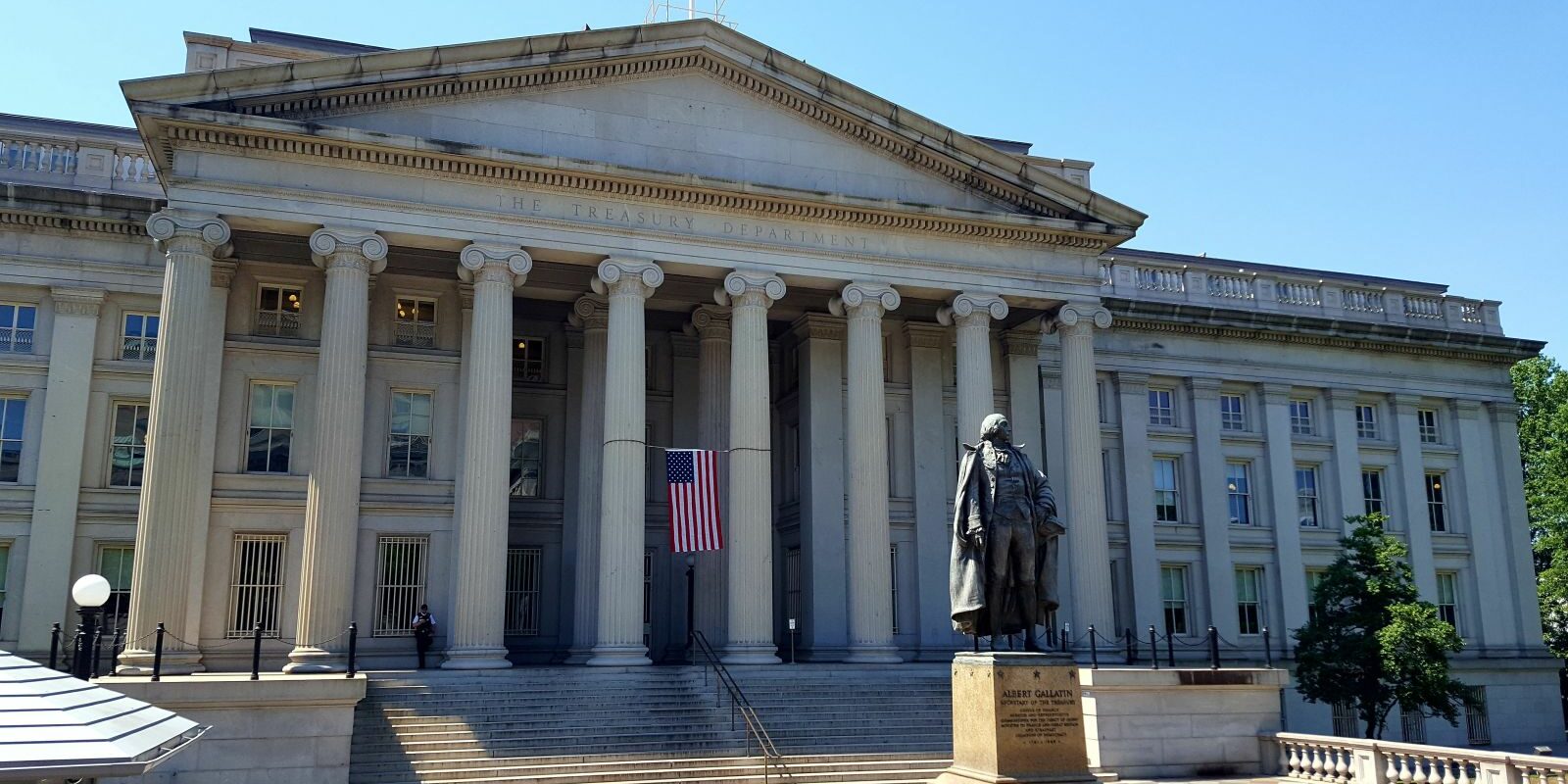 U.S. National Debt Reaches Record $40 Trillion. Treasury e1730123257245