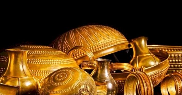 Spain: Thieves Steal Bronze Age Treasure from Museum in Four-Minute Heist Villena 640x335 1