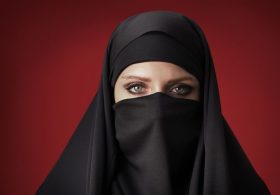 More Westerners Waking up to Islam as Gov’t Bans Face Coverings, Leaving Both Muslims and (Ironically) Feminists Angry