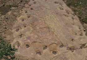 A 150-Million-Year-Old Dinosaur Trail May Preserve Evidence of a Limp That Walked in a Giant Loop