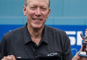 Who Is Orel Hershiser? Dodgers Legend Gets Hollywood Walk of Fame Star After Historic MLB Career