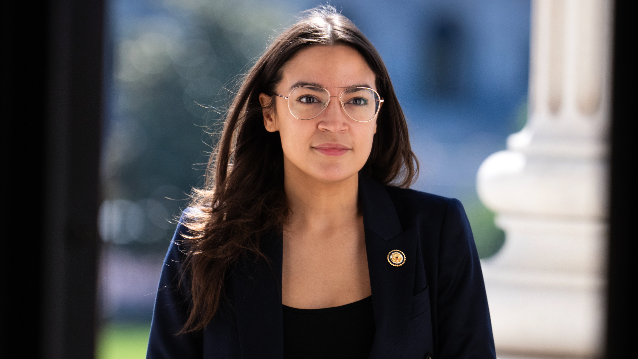 Conservatives shred AOC as she attempts to brush off radical 'Woke 1' wave amid 2028 speculation aoc capitol hill