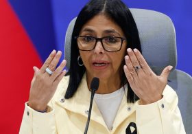 Trump says U.S. has entered deal with Venezuela to take control of 65 billion barrels of oil reserves…