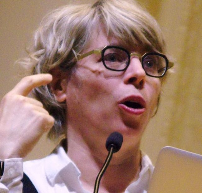 Harvard Professor Issues Alert: Tech Elites Are Pushing AI ‘Factory Farming of Humans’