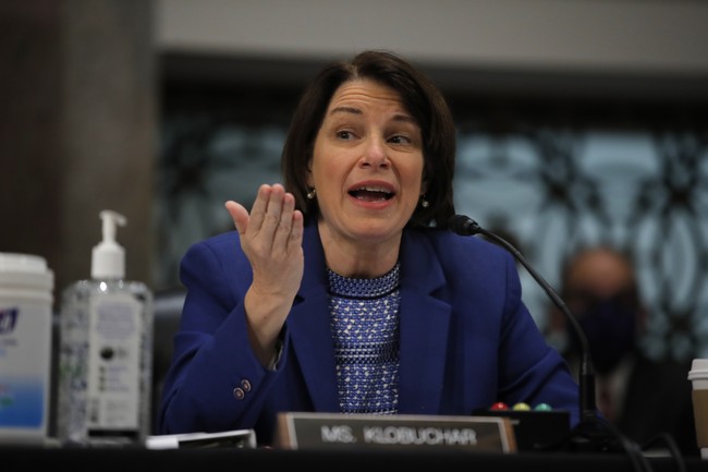 Amy Klobuchar FURIOUS When Crowd Boos and Laughs in Her Face As She Brags About Securing the Border b2858b30 3d07 45d4 8782 aa7781146611