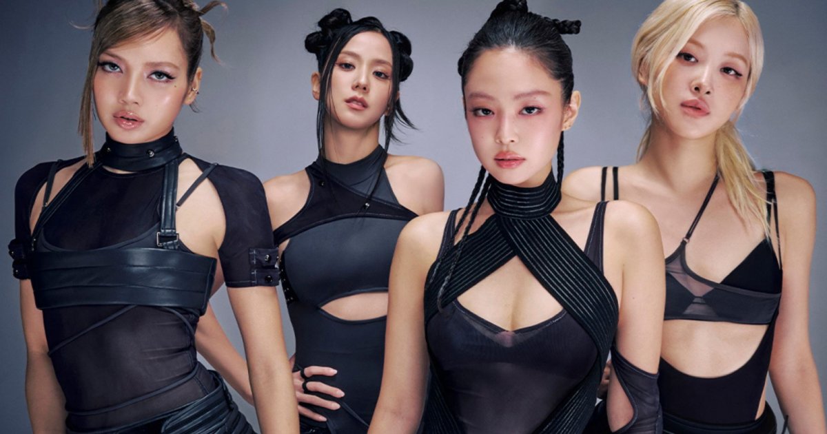 BLACKPINK Jennie's Bold 10th Anniversary Look Sparks Backlash: 'Isn't That Like a Punishment Outfit? [WATCH] blackpink 4
