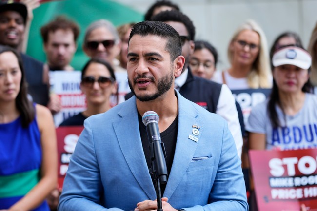 Dem Abdul El-Sayed Panders to Black Voters by Claiming He’s African Since His Dad Is From Egypt c61b1 1