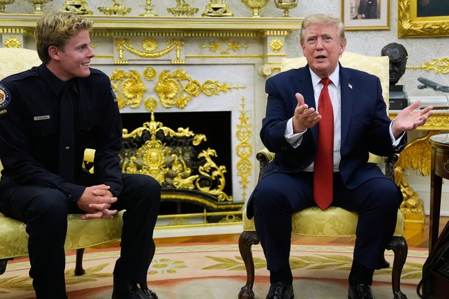 Trump Honors 16-Year-Old Lifeguard Who Saved Boy From Powerful Waves c770bce27 1