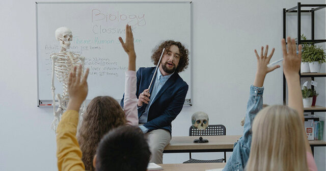 25 States Opt in to Program Allowing Local Schools More Control over Education Spending classroom biology school children stock pexels tima miroshnichenko 640x335 1
