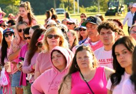 Support for Lindsay Clancy, From Pink T-Shirts to Conservative Stars