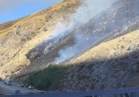Fast-moving wildfire tears through El Tejon Pass forcing evacuation warnings