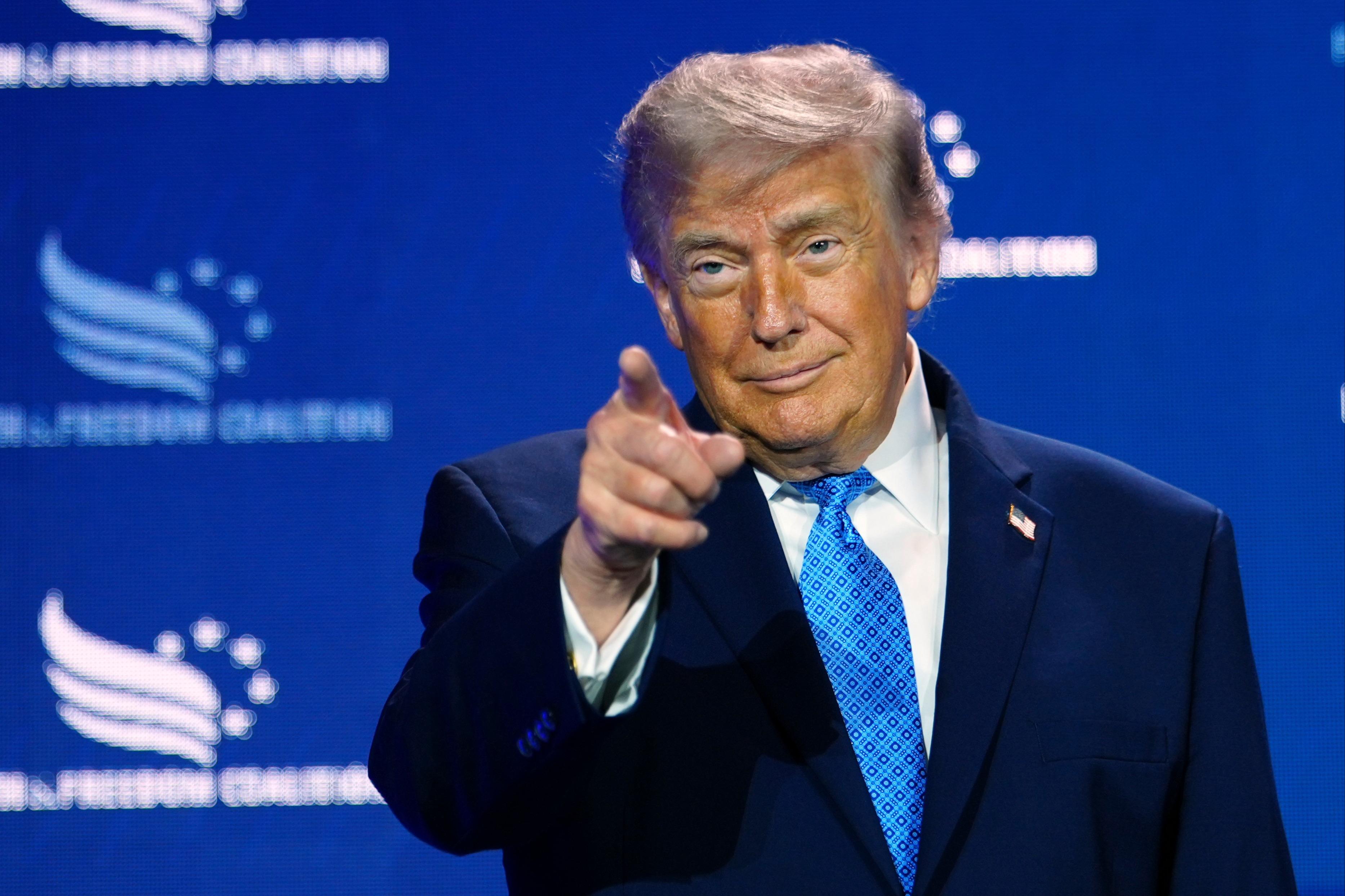 Trump heads to Texas to rescue Ken Paxton as prez prepares to go all-in on midterms crop 40537142 3337da