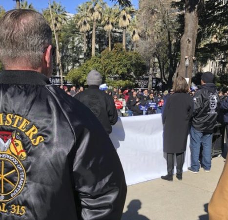 Teamsters suing over California self-driving truck rules